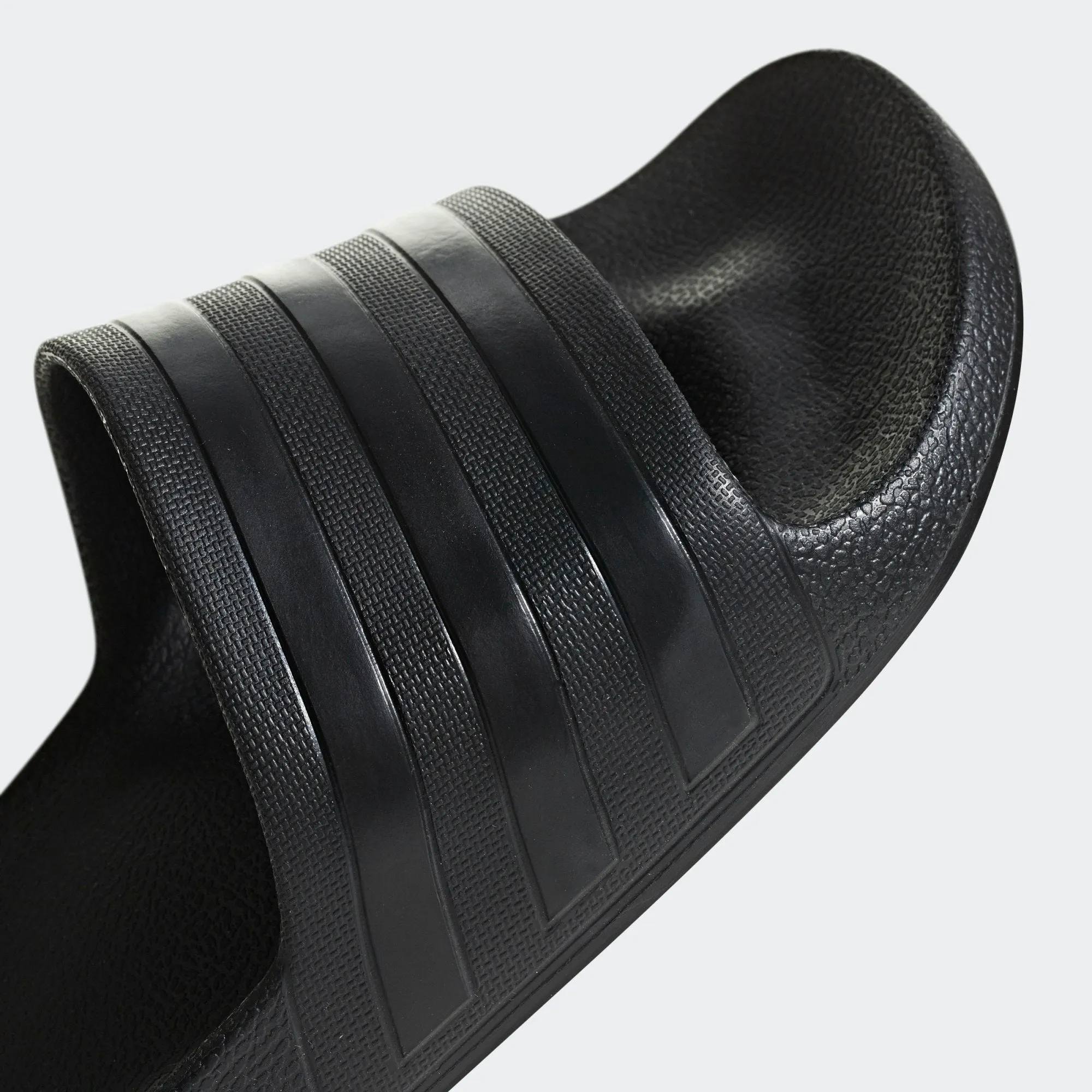 ADILETTE AQUA SLIDES Core Black / Core Black / Core Black-f35550